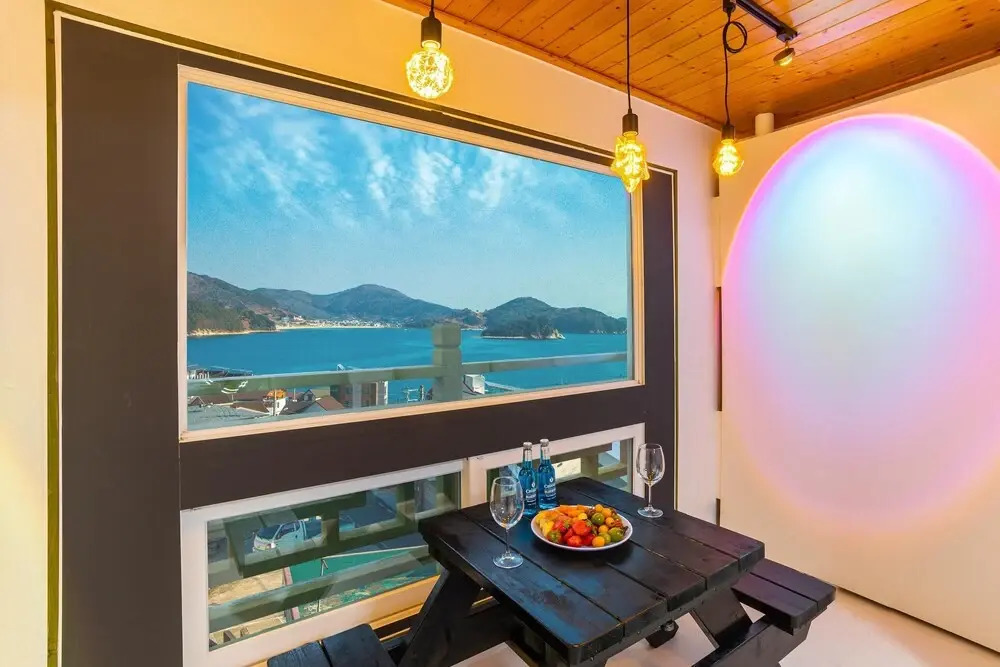 Geoje Flora Pension
