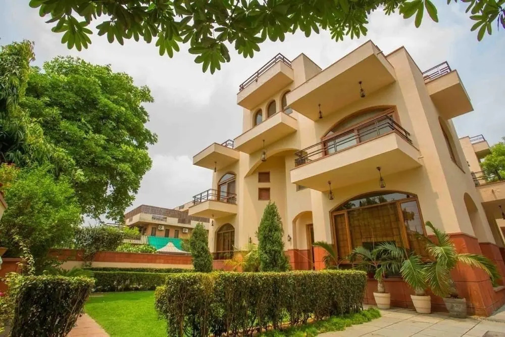 Vintage Villa