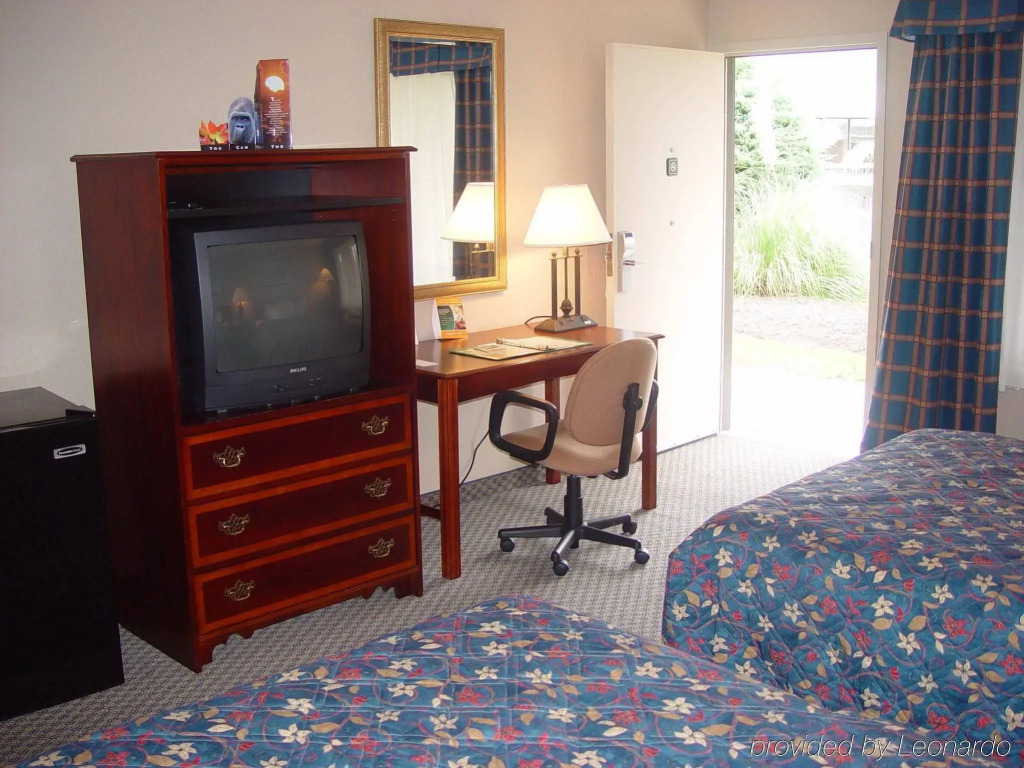 Mayfair Inn