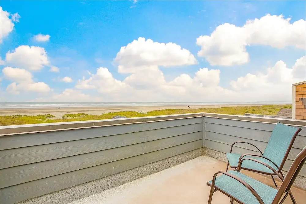 Beach Dream Two in Ocean Shores
