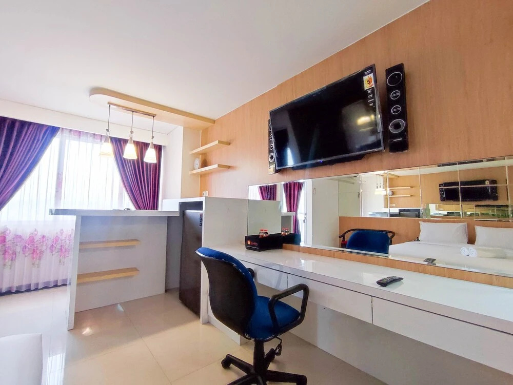 Best Deal And Comfy Studio Apartment At Sentraland Semarang
