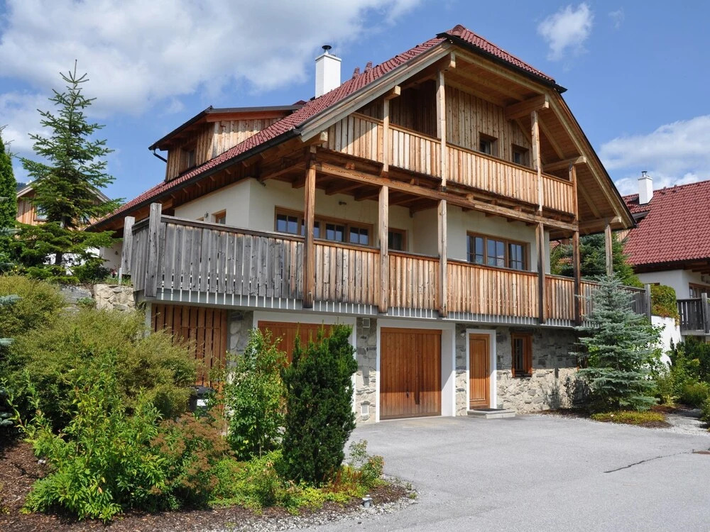 Upscale Chalet In Mauterndorf With Sauna And Ski Storage