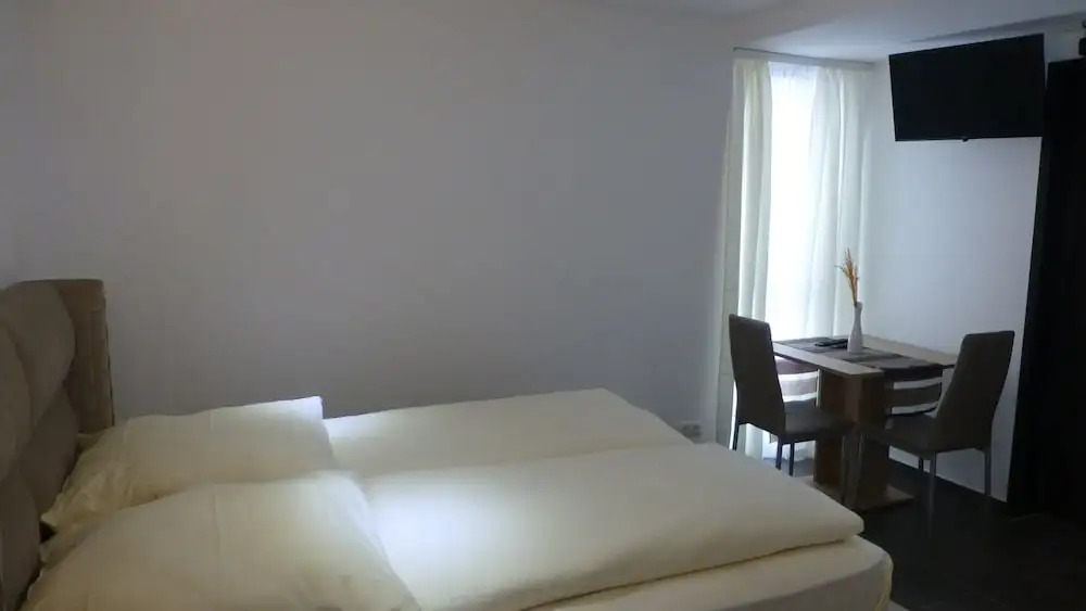 HR Hotel