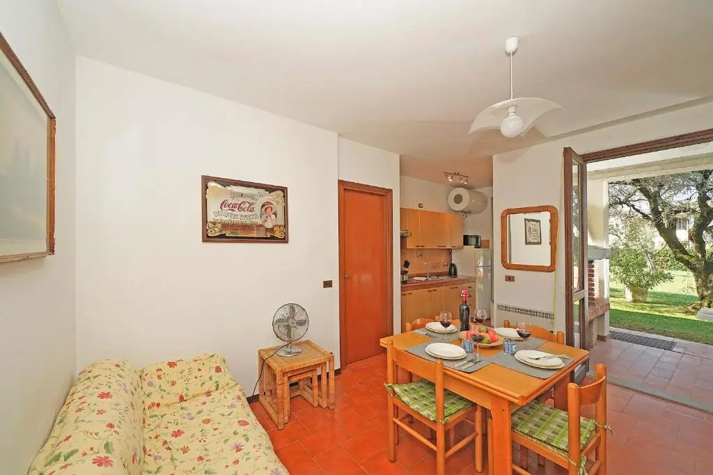 Lina s Apartment in Moniga del Garda
