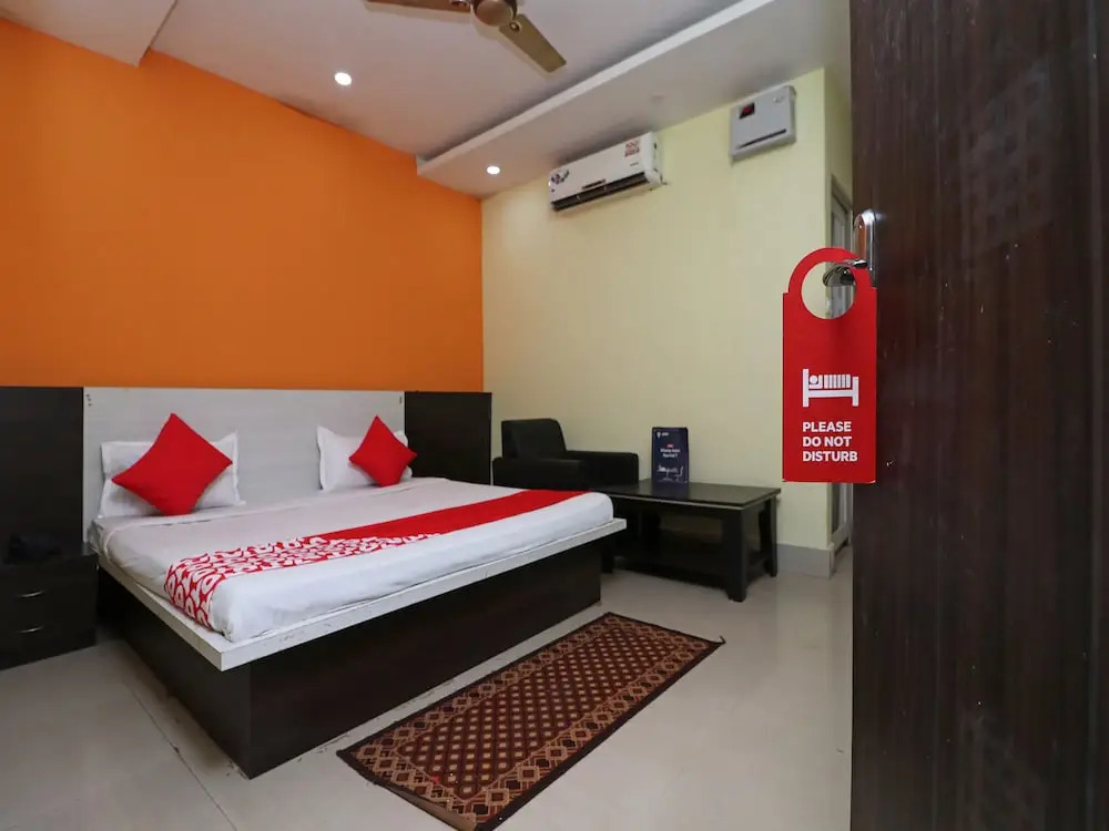 OYO 15568 Khandagiri Guest House
