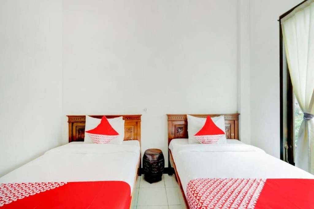 Hotel Warta Dua