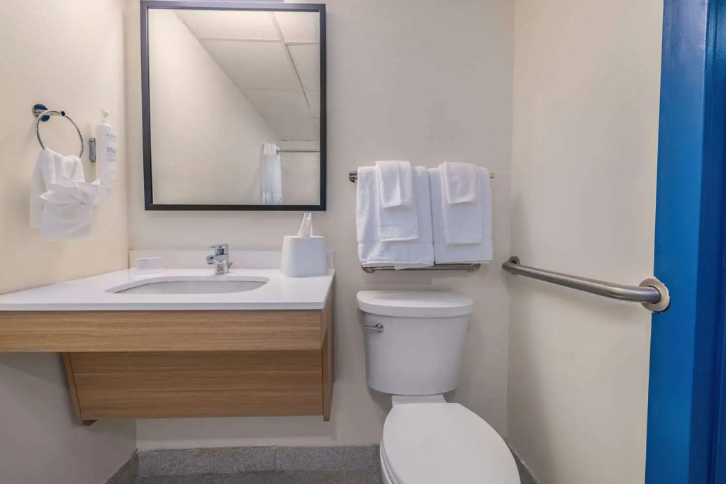 Spark by Hilton Clarks Summit