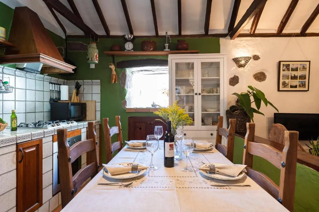 Las Casas de la Rueda - El Patio
