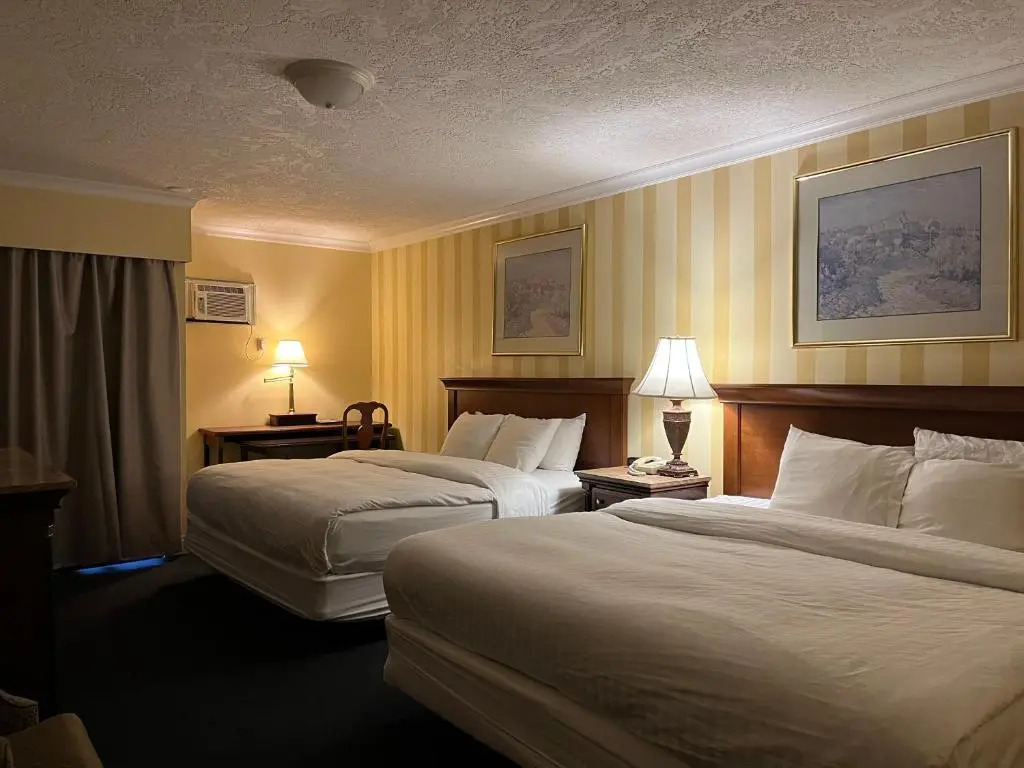 Island Travel Inn