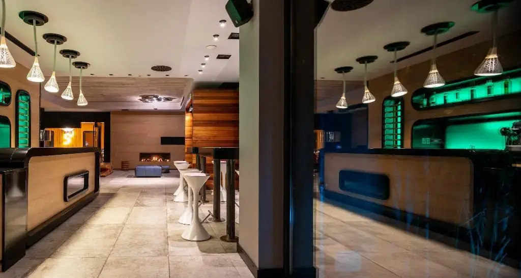 Essence Hotel