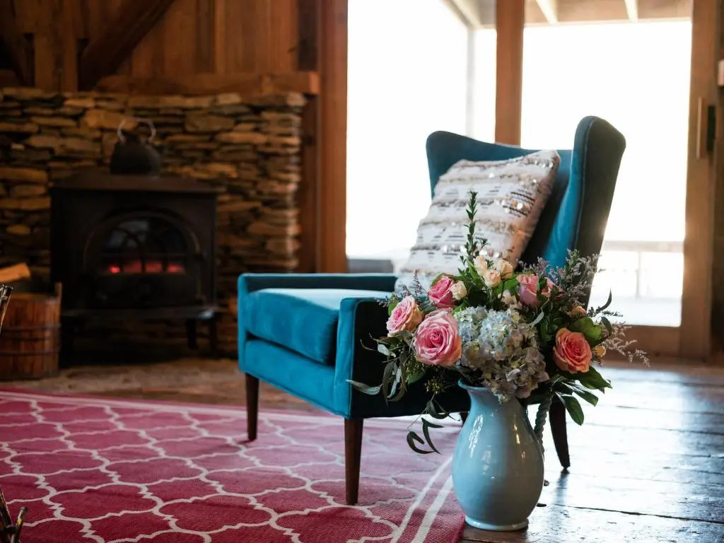 The Mast Farm Inn