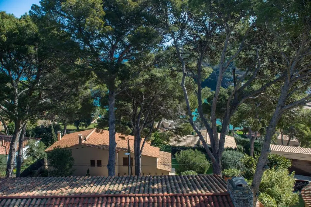 SR-42 BEGUR SA RIERA 8 Pax