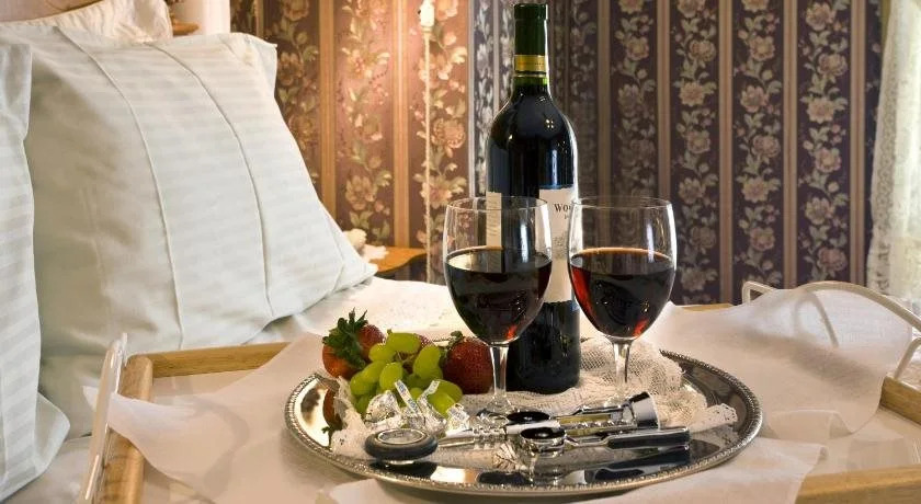Port City Victorian Inn