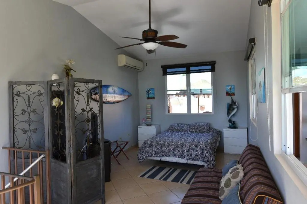 Coqui penthouse 2 across Rincon beach, pool, bbq, power and water bup