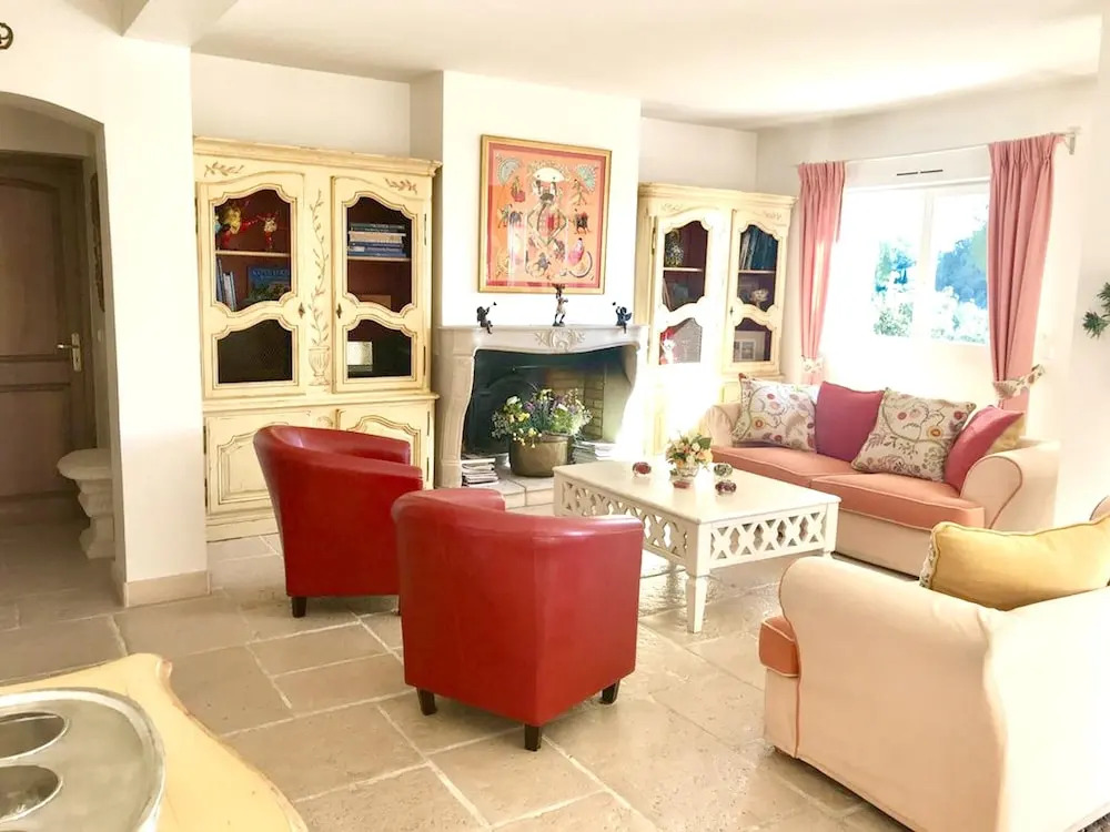 Villa With 4 Bedrooms in Saint-paul-de-vence, With Wonderful Mountain View, Private Pool and Enclosed Garden - 6 km From the Beach