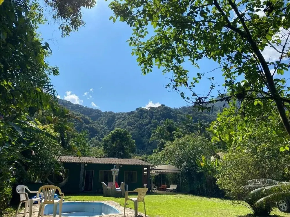 Sítio Grande Mãe com cachoeira e piscina