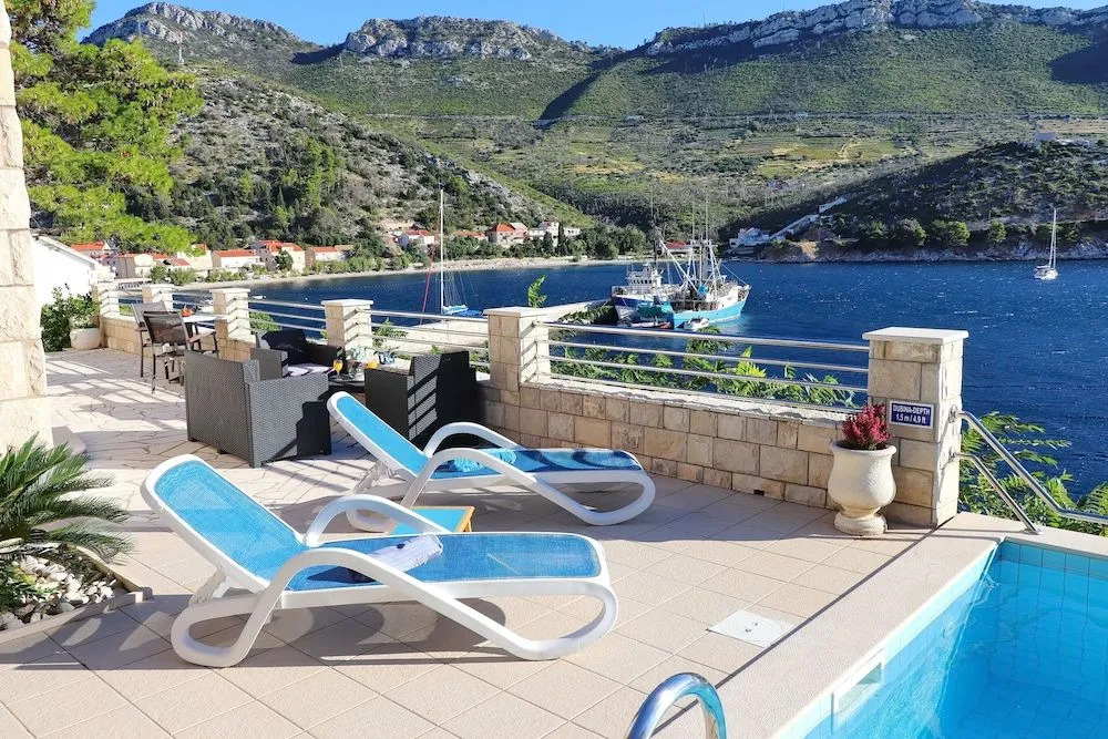 Villa Silencia