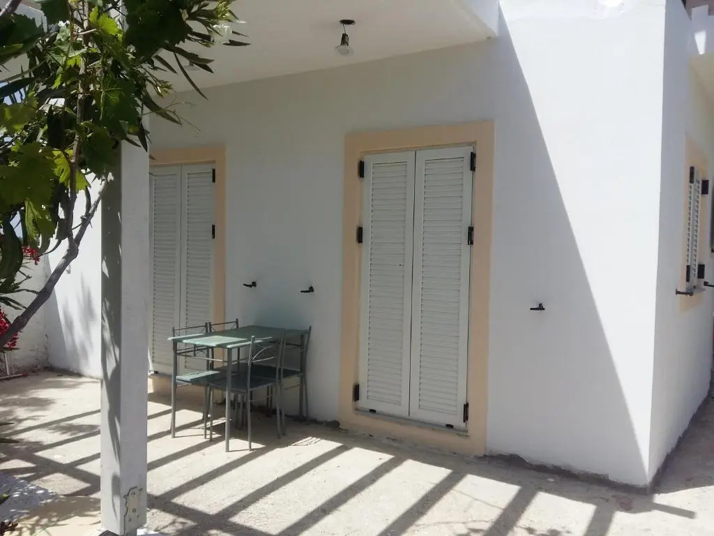 Lounge House
