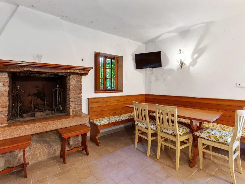 Villa Near Lake Garda With Private Pool