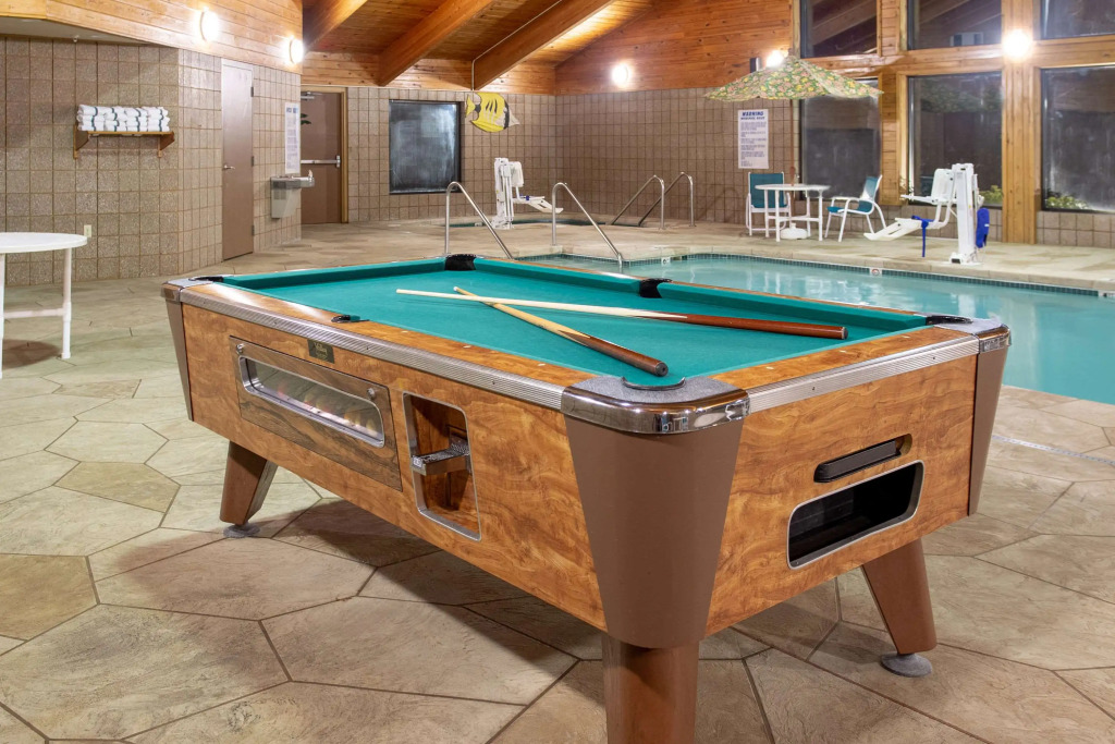 AmericInn by Wyndham Sheboygan