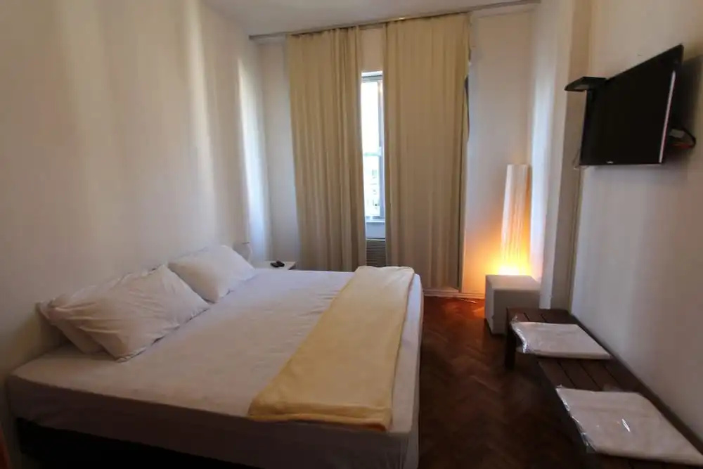 Visconde de Piraja 801