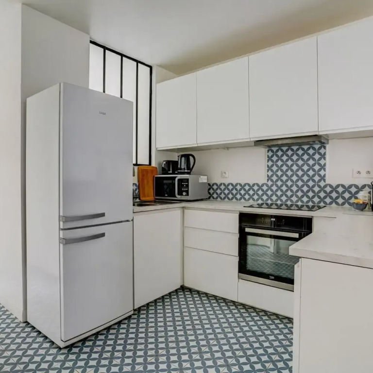 Secret Maillot Charming 1 Bed Apt in Paris