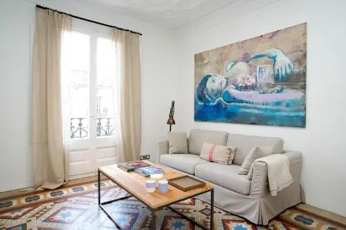 BarcelonaForRent The Claris Suites I