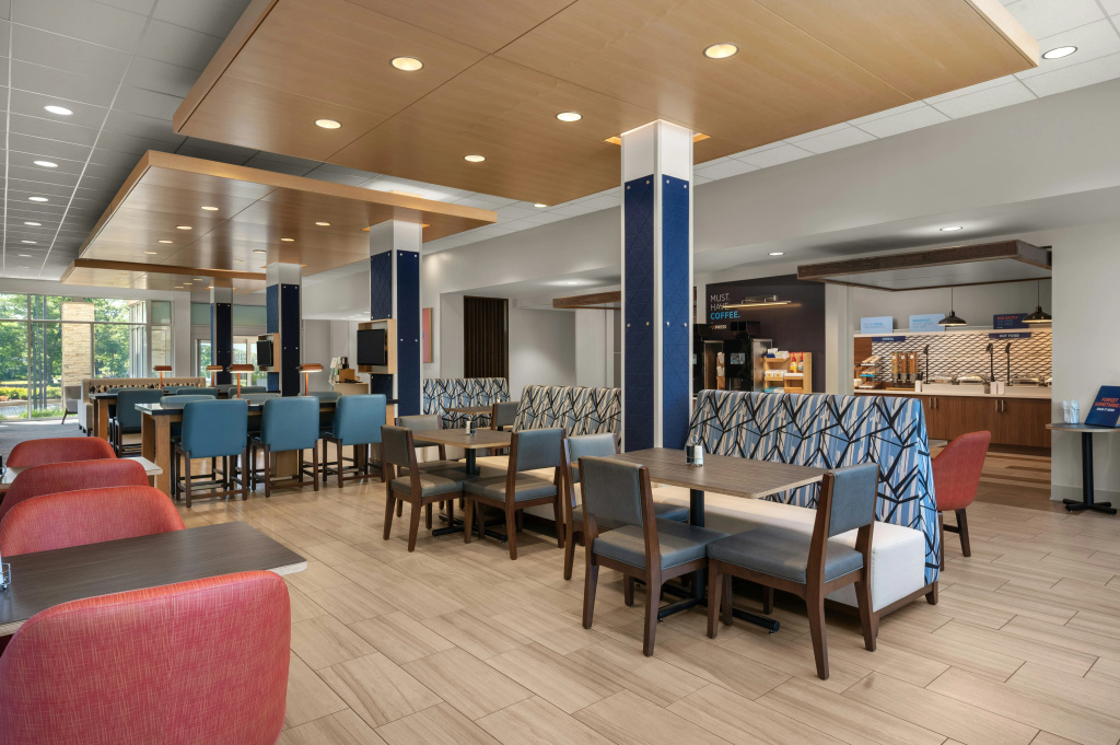 Holiday Inn Express Queensbury-Lake George Area by IHG