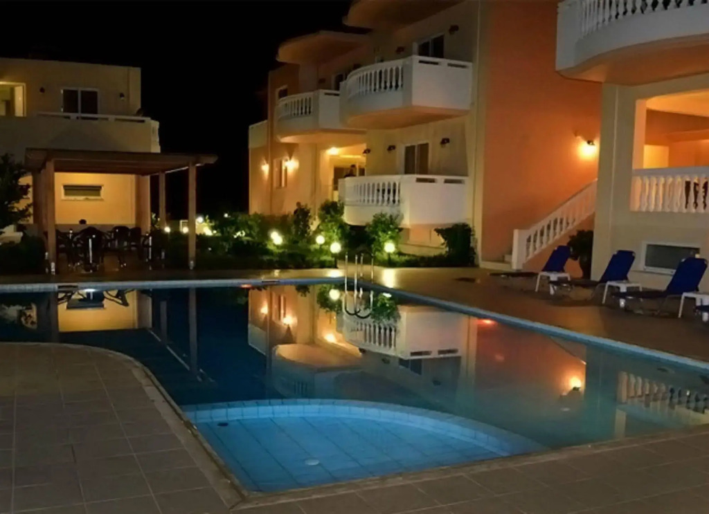 Golden Rose Suites