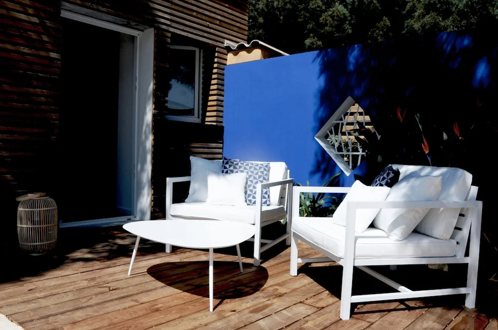 Les Suites dAgosta