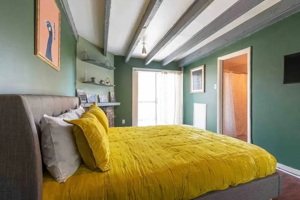 1918 Duplex with Character City Center