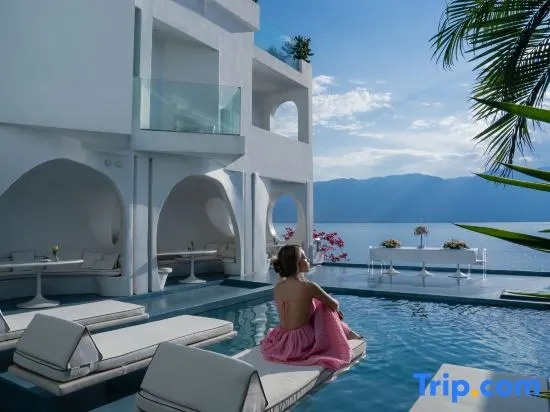 Tinghua Island Garden Resort