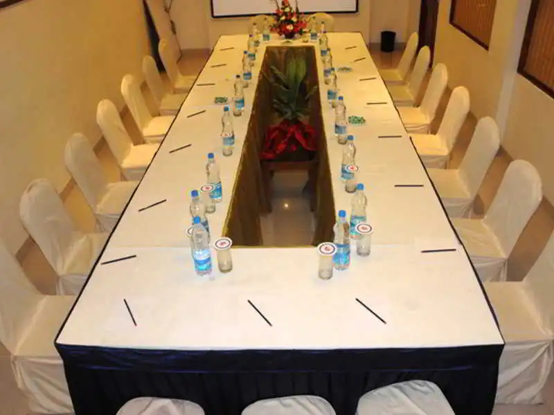 12 th Avenue-A Suite Hotel