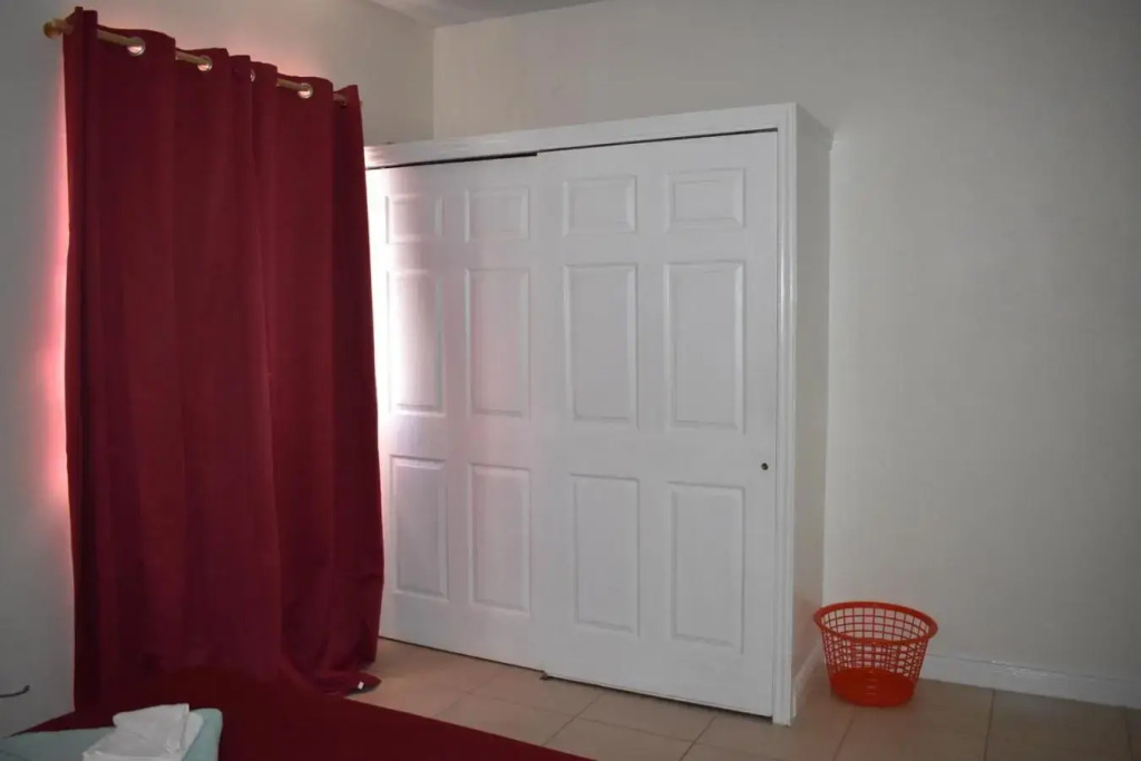 Oland - 2 Bedroom apartment with Marina view