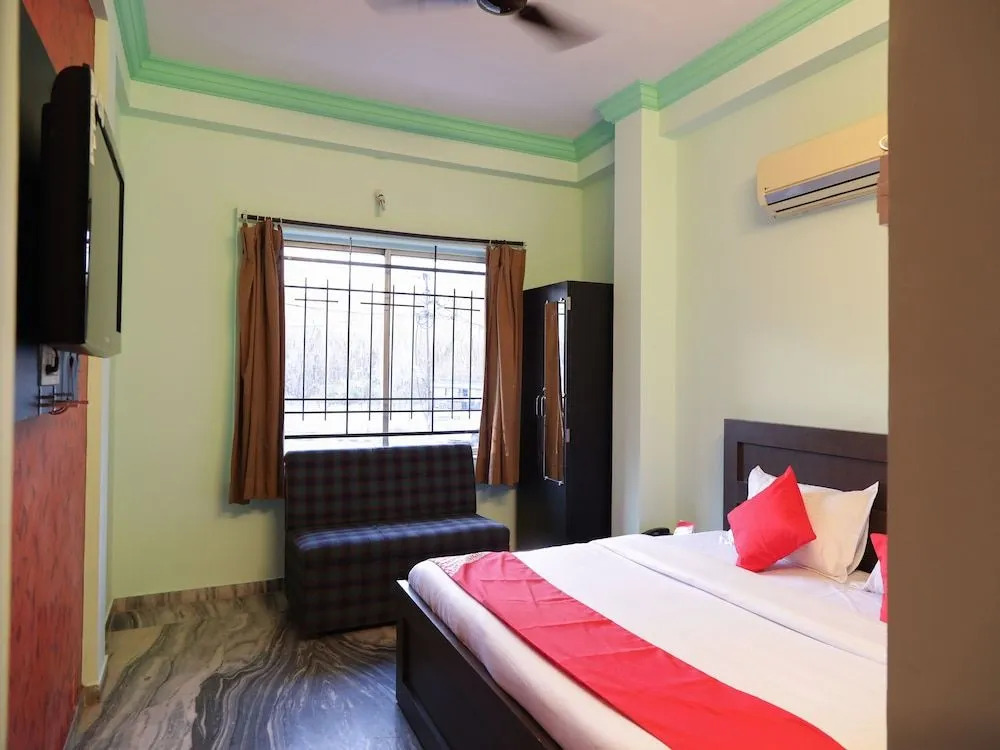 OYO 13809 Hotel Siddhant