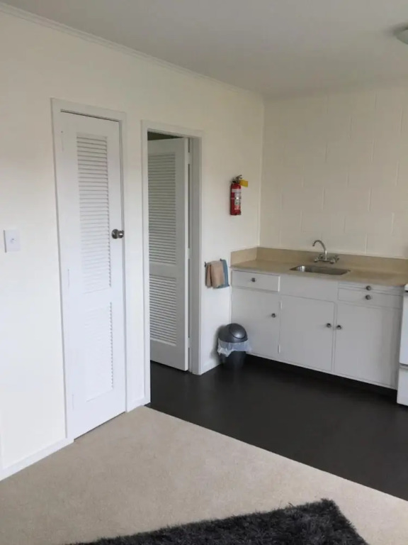 Milton Chalet Motel