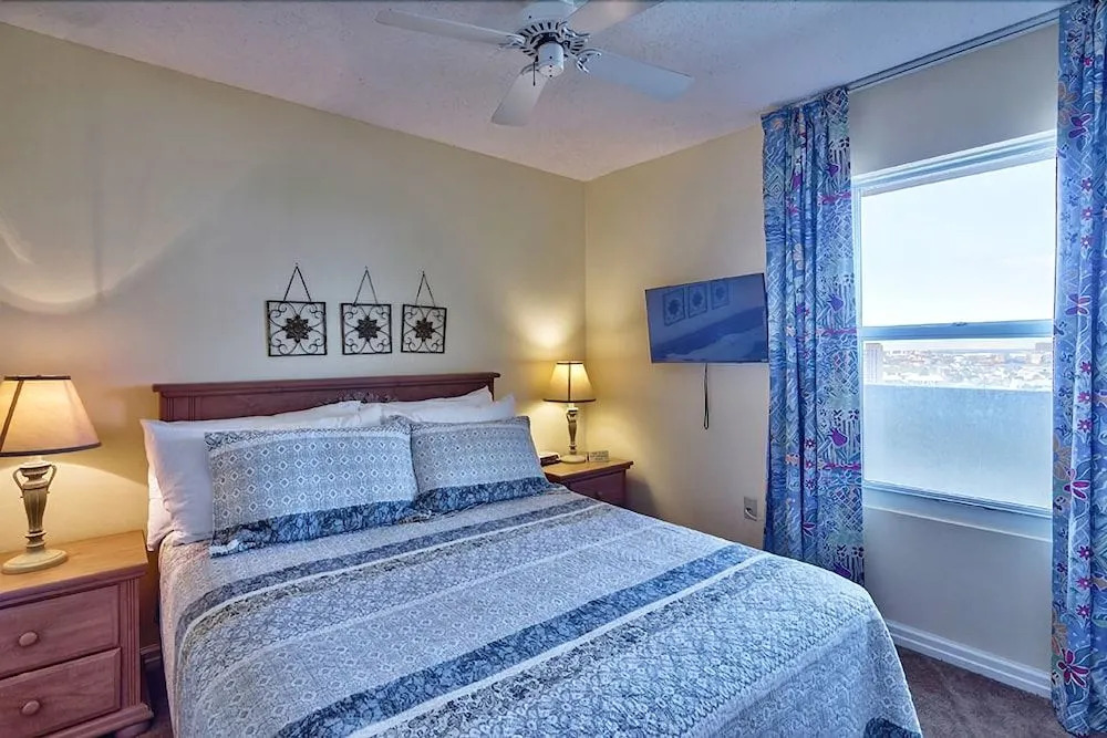 Pelican Beach Resort Rentals