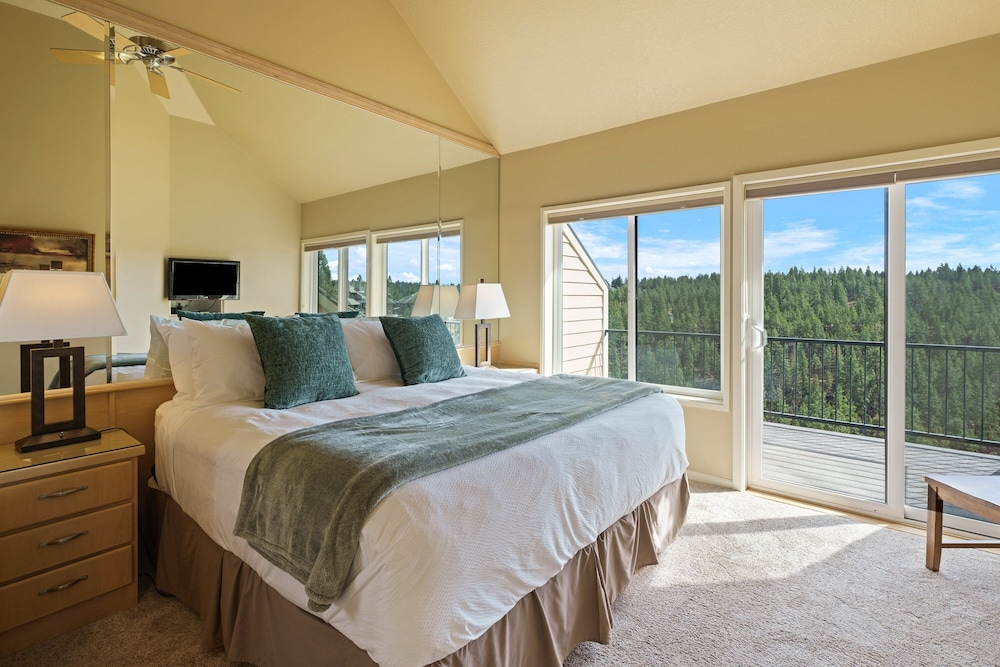 River Ridge 429a 2 Bedroom Condo