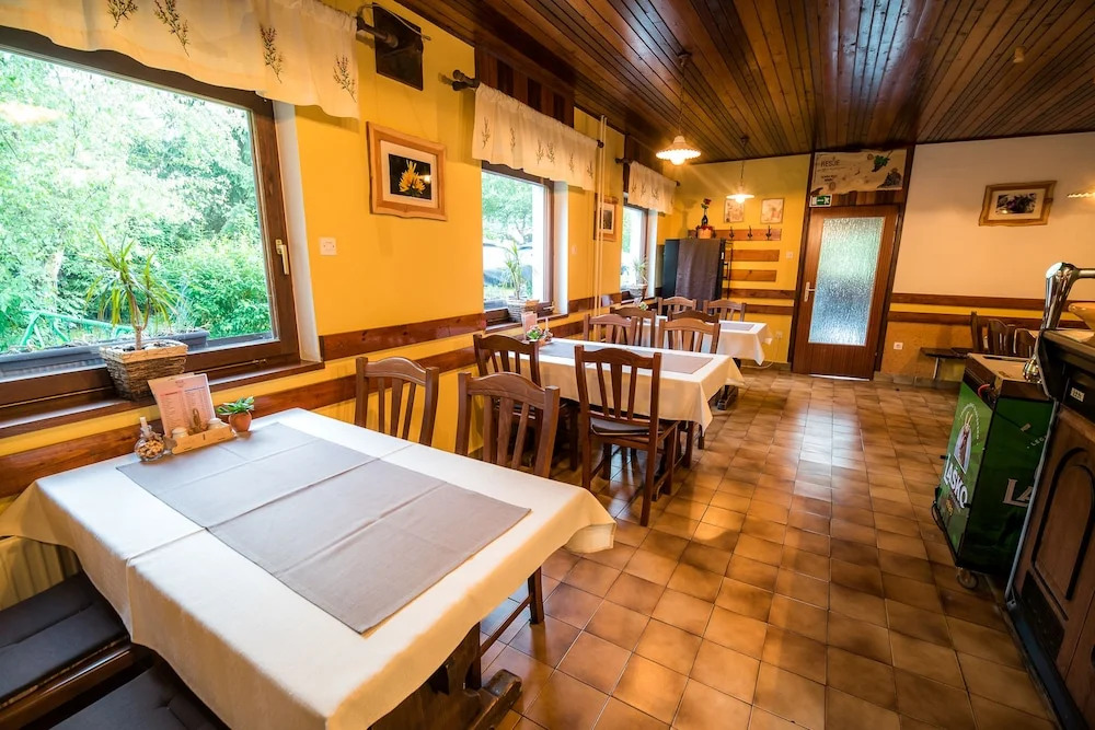 Bed & Breakfast Hisa Resje