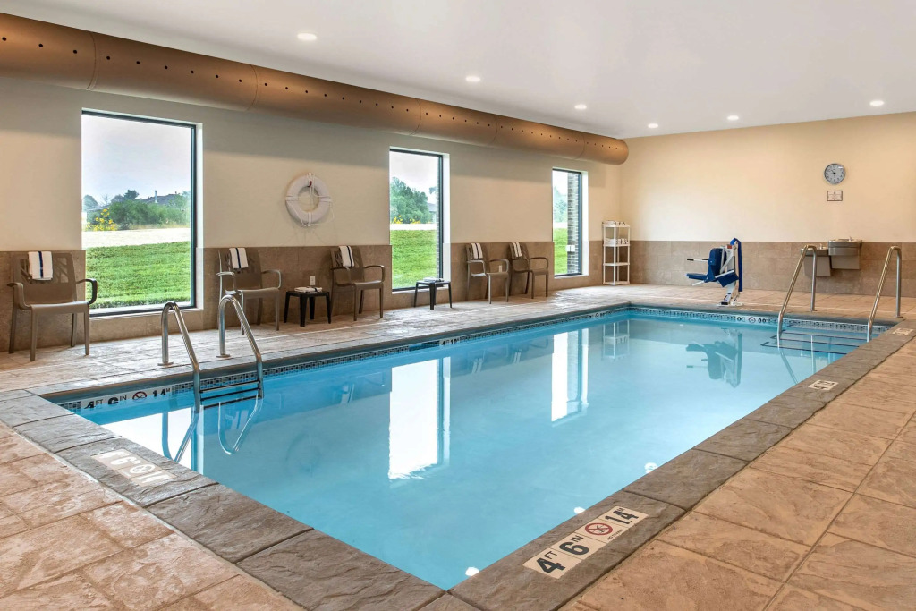 Comfort Inn & Suites Ames near ISU Campus