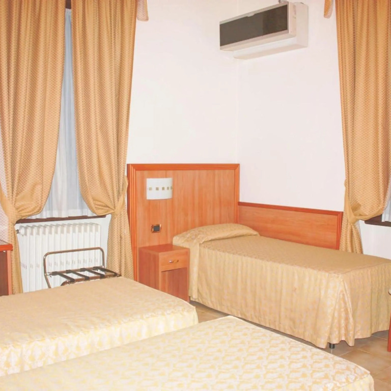 Piccolo Hotel