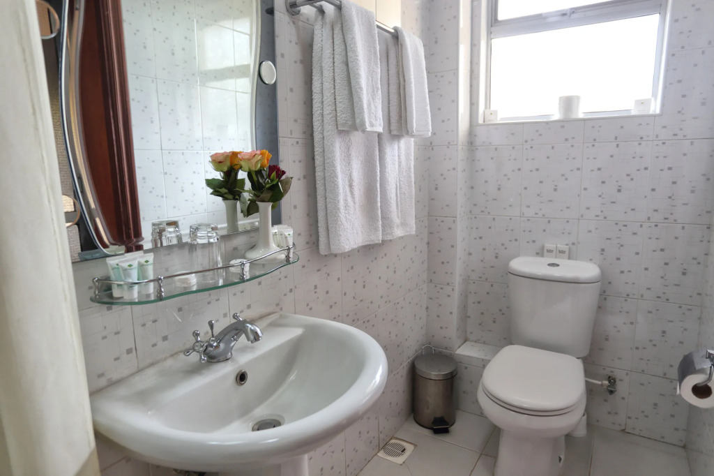 Longview Suites