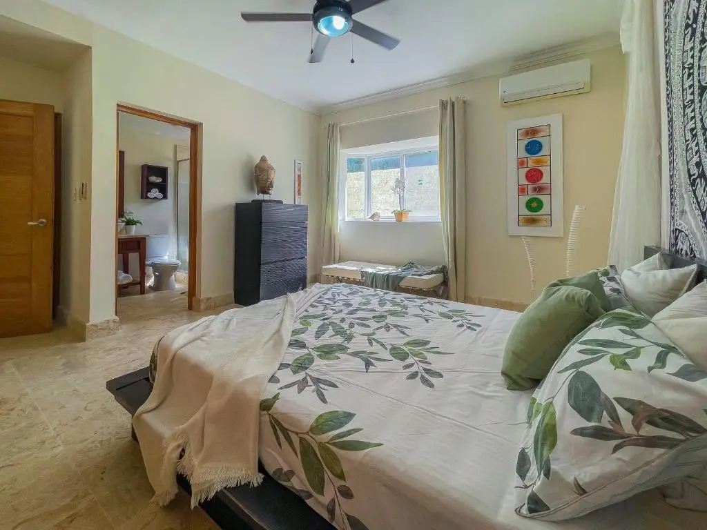 Great 2 BR apartment only 30 seconds walking distance from the beach - BRA1