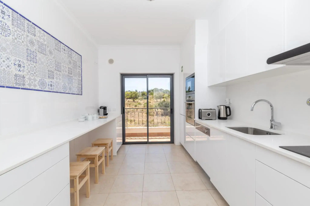 Santa Maria Apartment at Porto de Mos beach