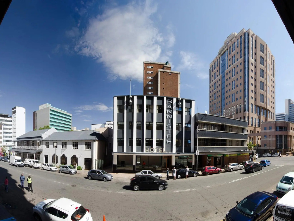 Bannister Hotel