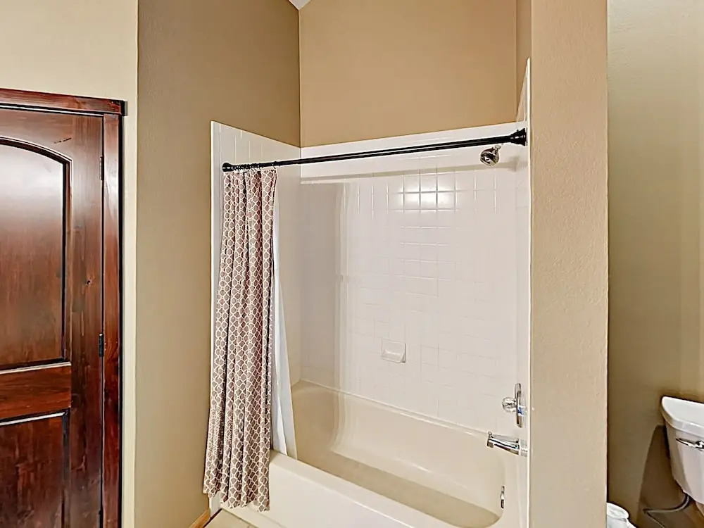 New Listing! Warriors Mark Townhome W/ Hot Tub 3 Bedroom Townhouse