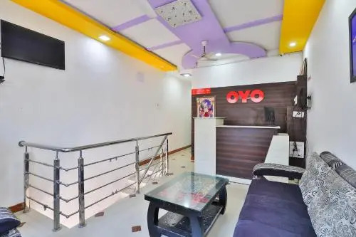 Oyo 24921 Hotel Shree