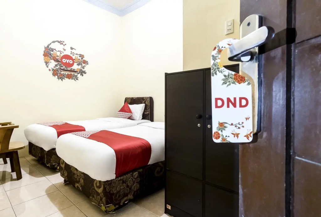 OYO 723 Penginapan Nia Mandiri Syariah