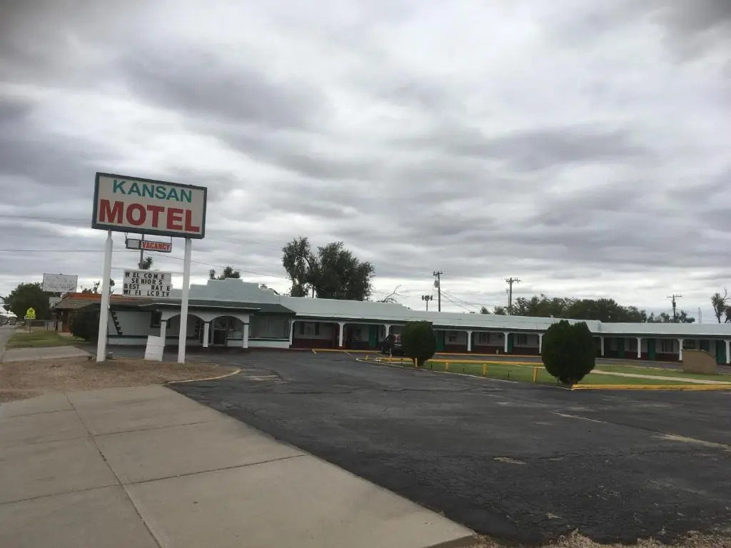 Kansan Motel