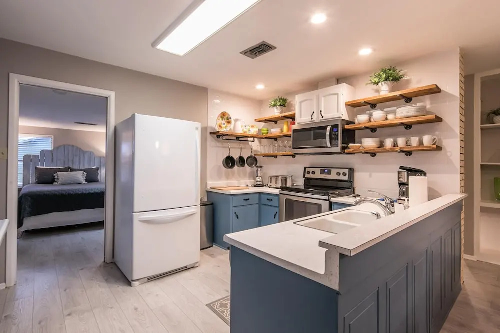 RIVER ROSE - 3 Br Home